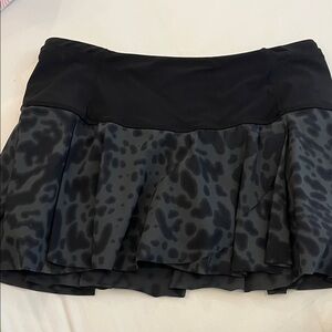 Lululemon Black Leopard Print Women's Skirt